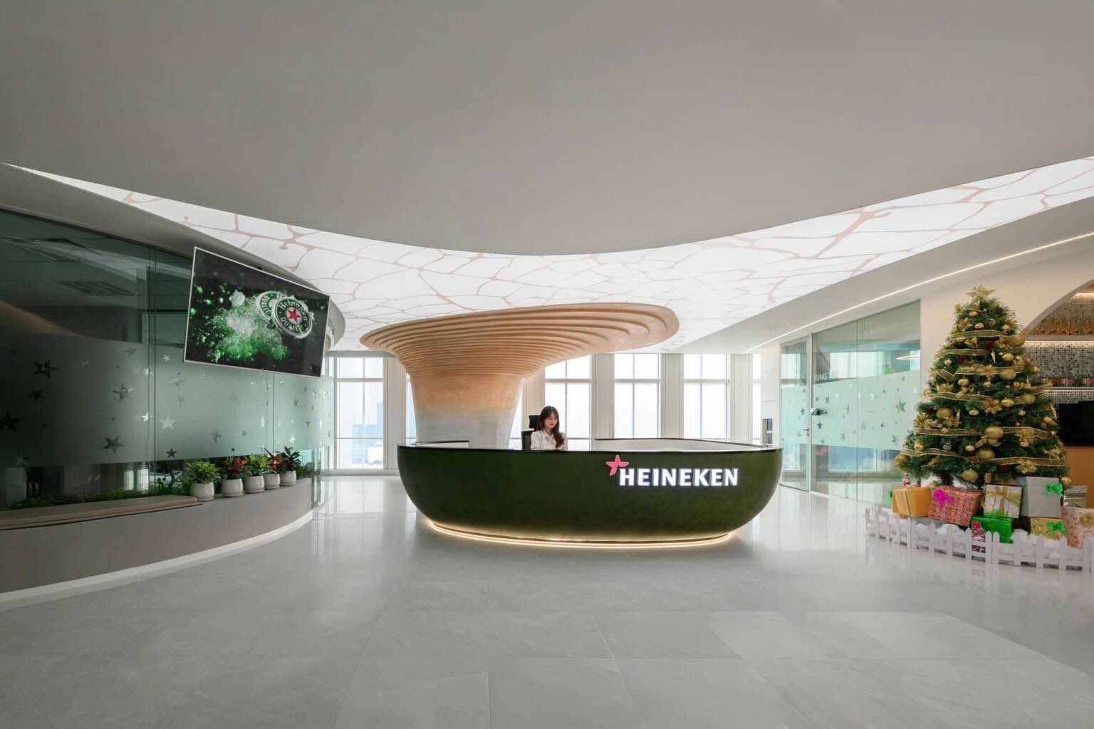 heineken-offices-ho-chi-minh-city طراحی دفتر هاینکن بخش کانتر و منشی